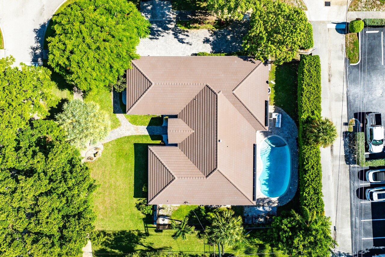 YACHT CLUB - Residential