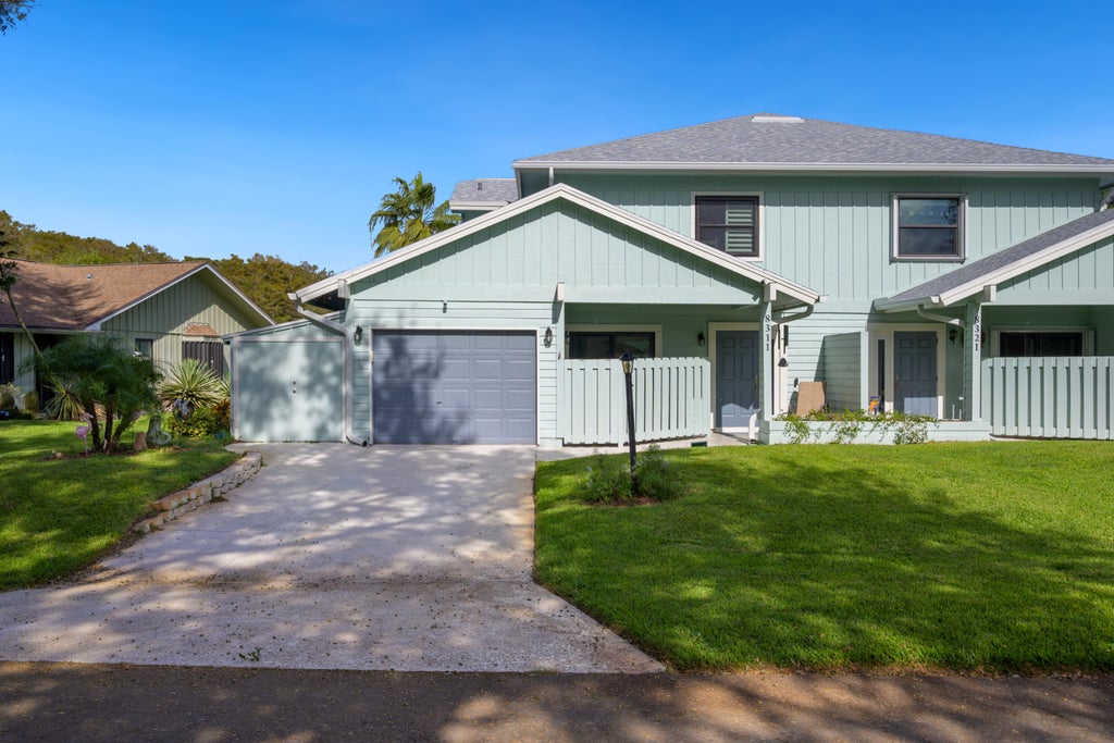 Photo of 8311 SE Eaglewood Way, Hobe Sound, FL 33455 (MLS # R10930199)