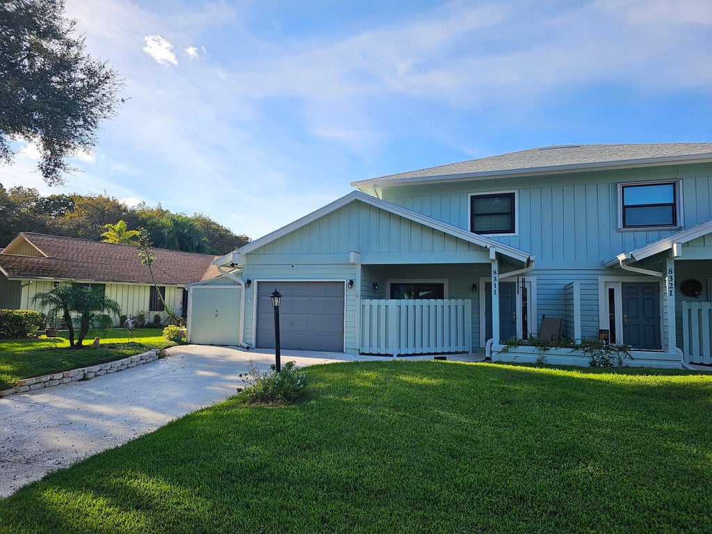 Photo of 8311 SE Eaglewood Way, Hobe Sound, FL 33455 (MLS # R10930199)