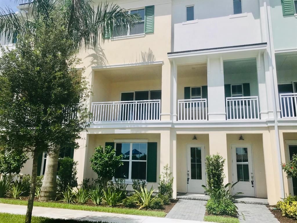 Photo of 4141 Faraday Way, Palm Beach Gardens, FL 33418 (MLS # R10772639)