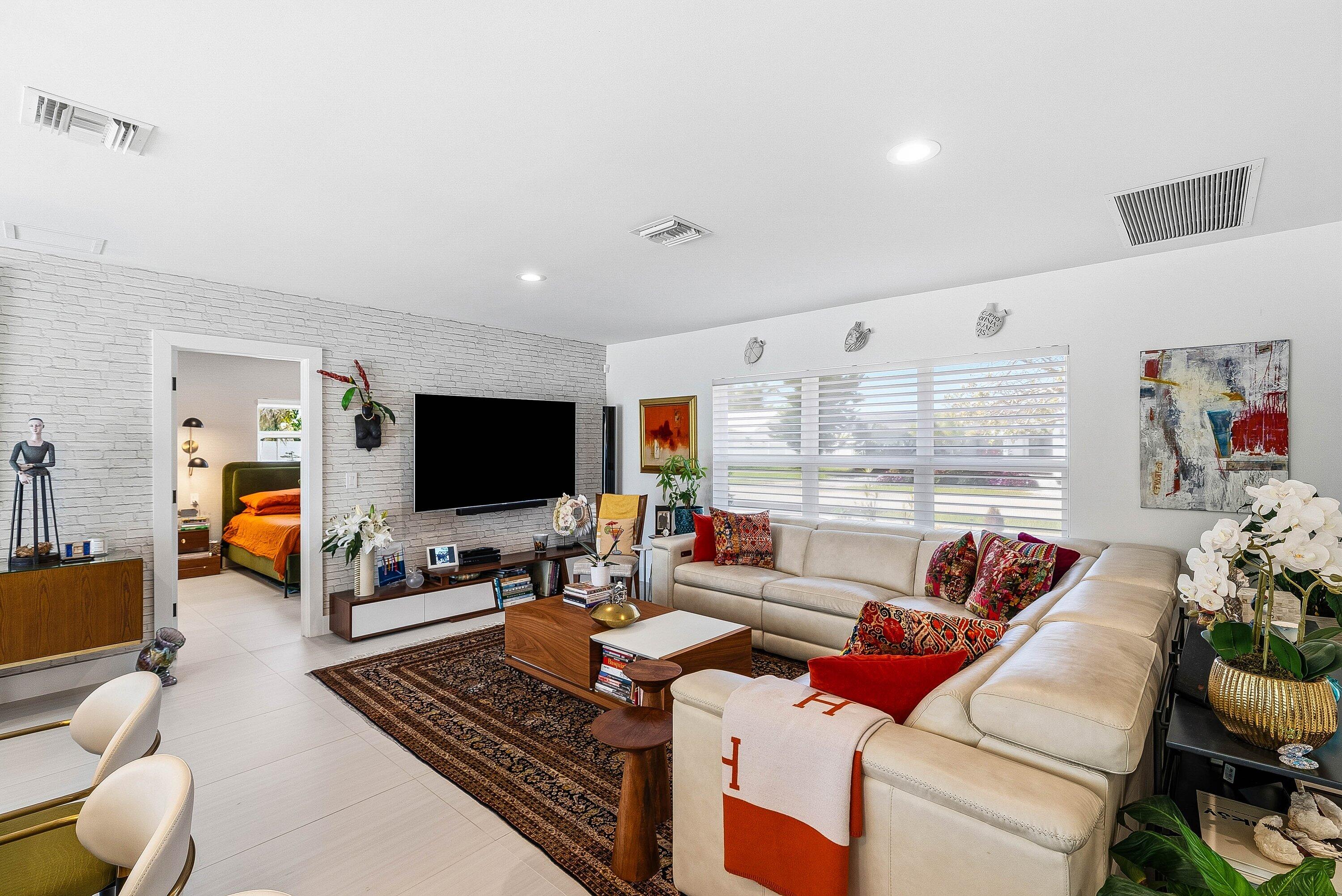 BOCA RATON SQUARE UNIT 15 - Residential