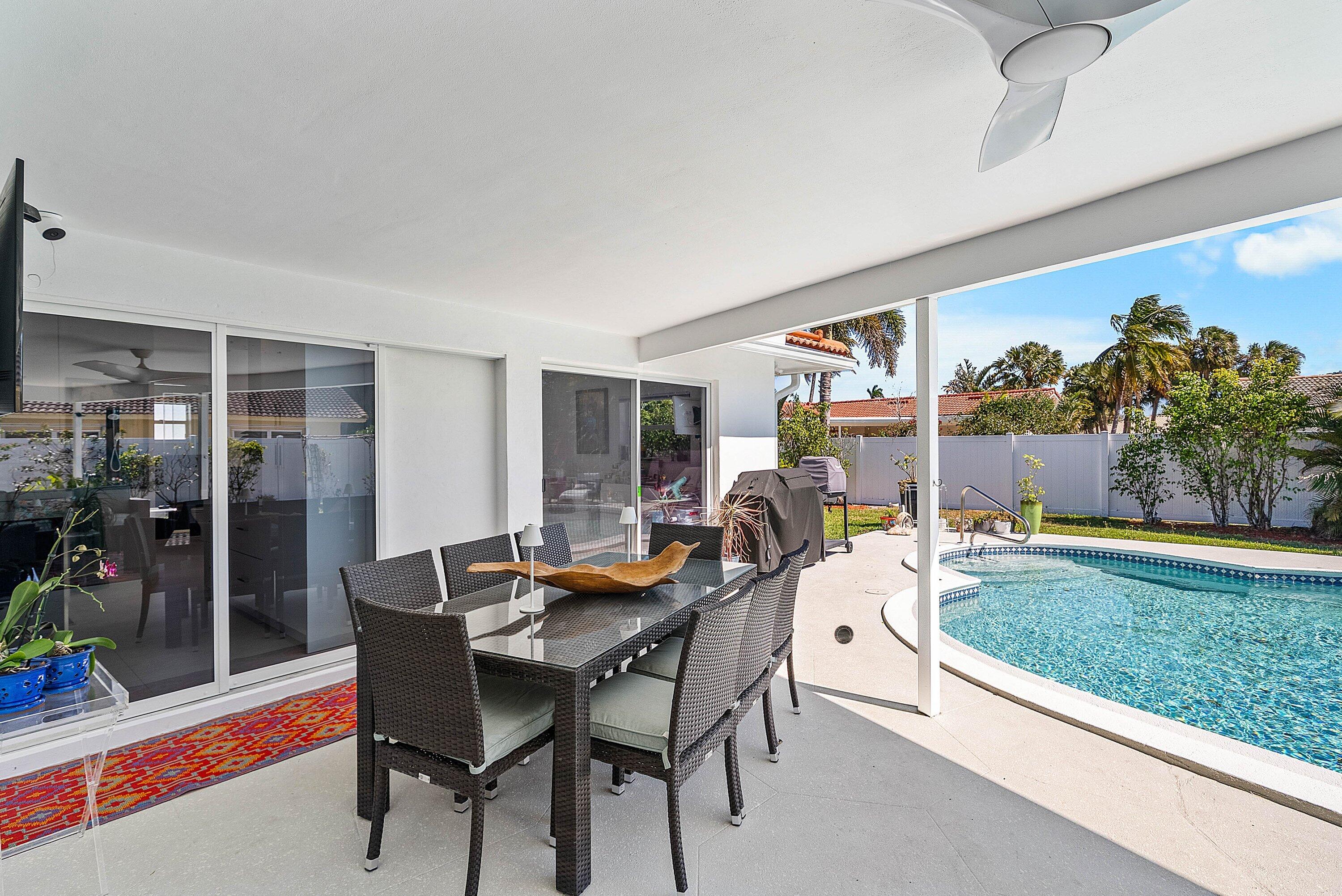 BOCA RATON SQUARE UNIT 15 - Residential