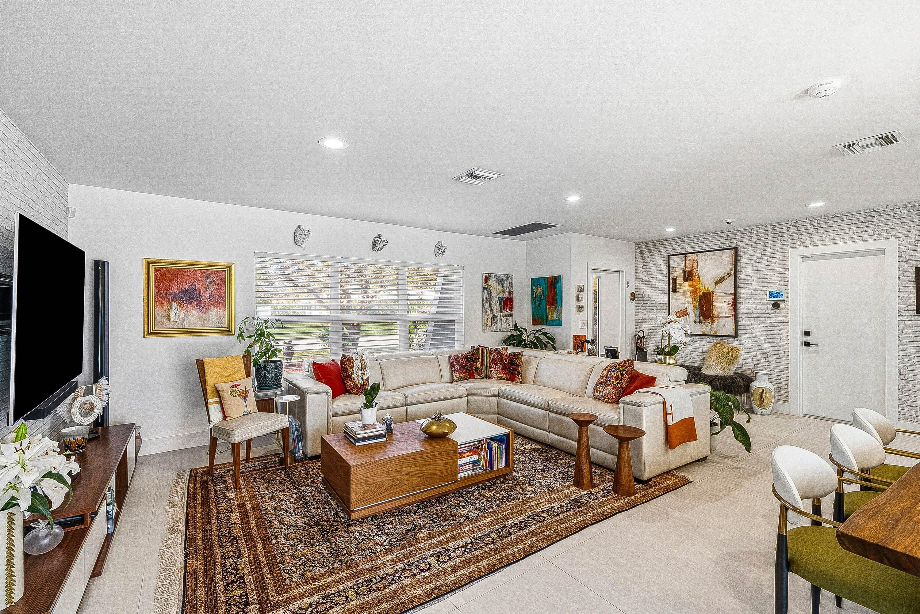 BOCA RATON SQUARE UNIT 15 - Residential