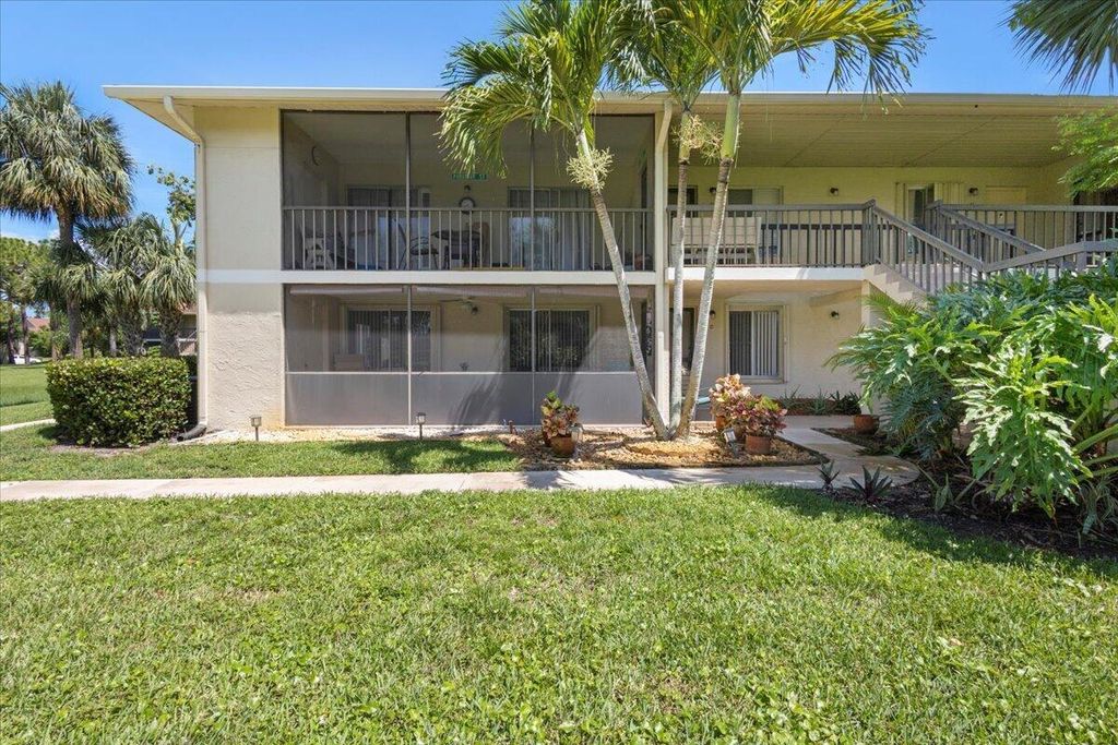 Photo of 6559 Chasewood Drive #C, Jupiter, FL 33458 (MLS # R10898915)