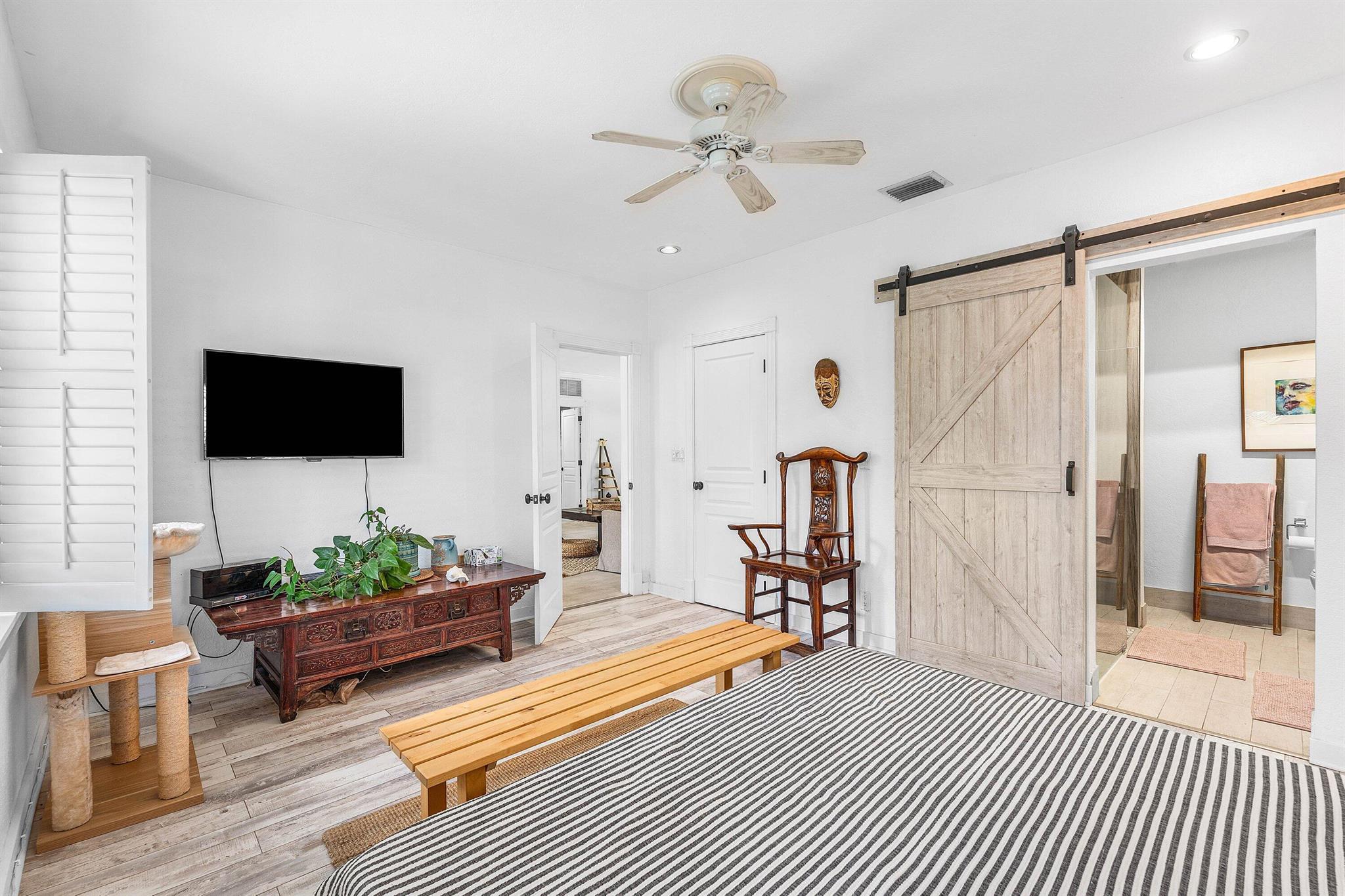 RIVERLAND MANORS - Residential