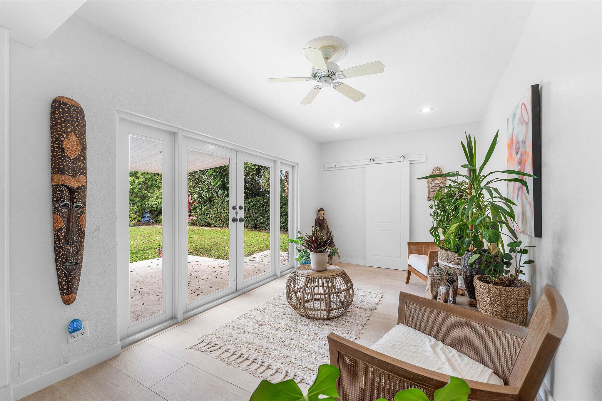 RIVERLAND MANORS - Residential