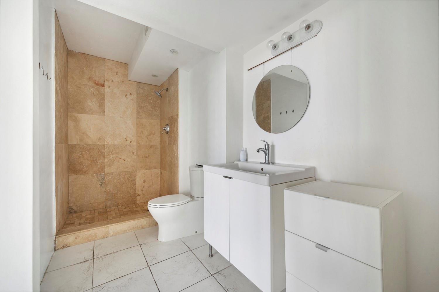 Waterview Condo Tower 1 & 2 - Residential Lease