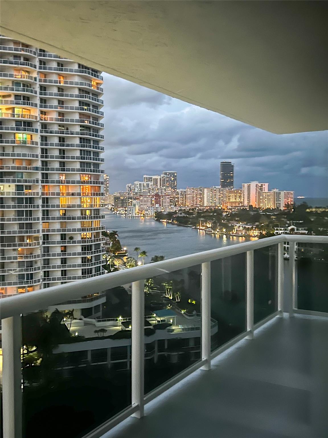 Waterview Condo Tower 1 & 2 - Residential Lease