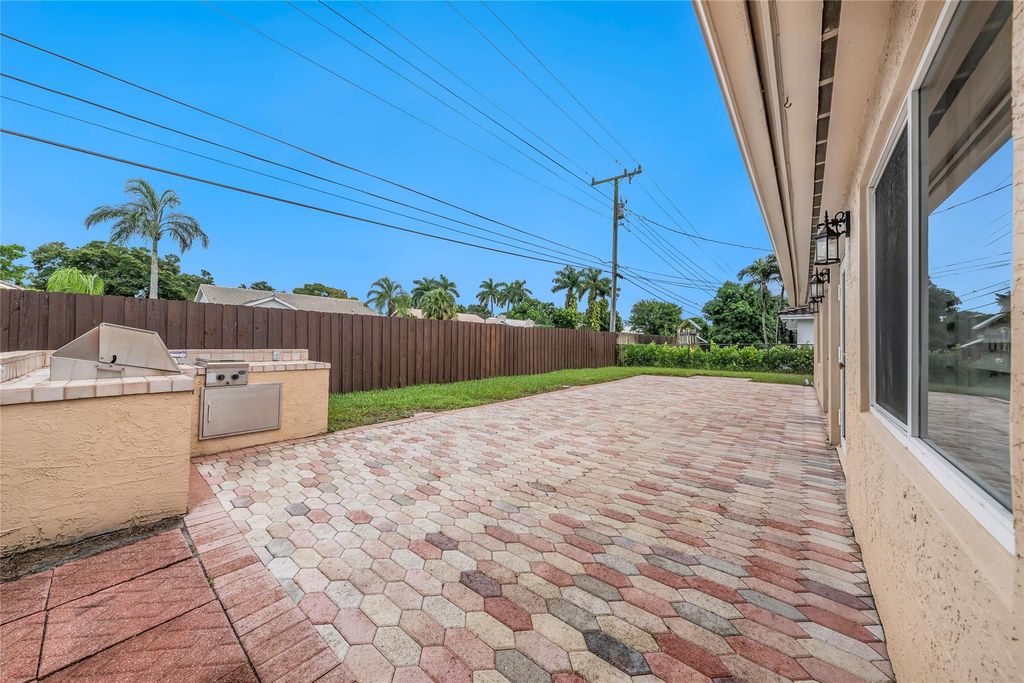 Photo of 2061 N Conference Drive, Boca Raton, FL 33486 (MLS # F10466748)