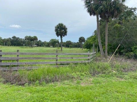 1100 Red Barn Rd N W  FL 33471