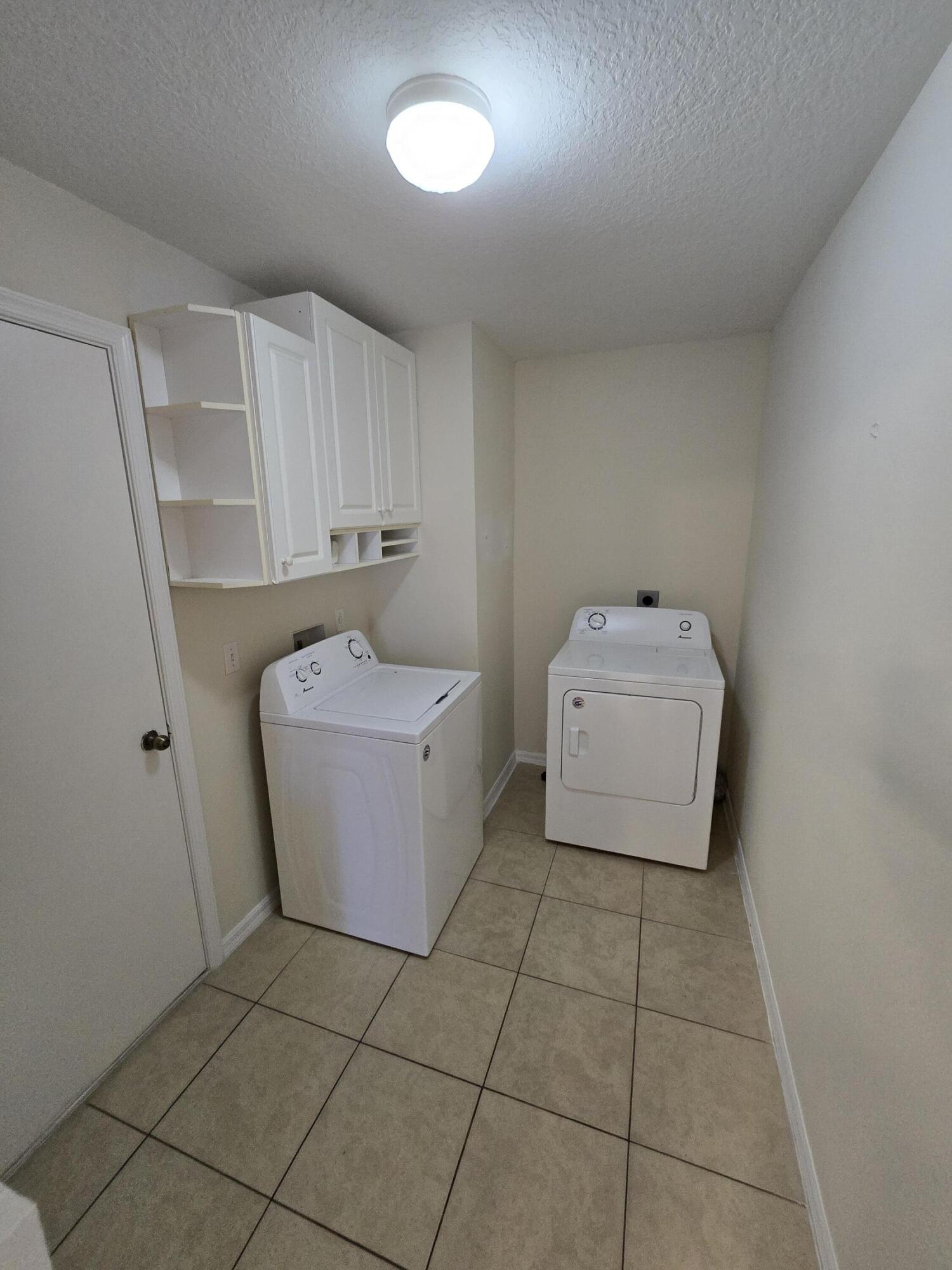 PORT ST LUCIE SECTION 8 - Residential