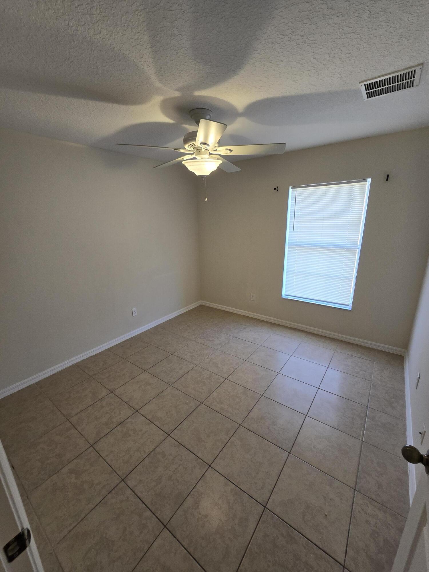 PORT ST LUCIE SECTION 8 - Residential