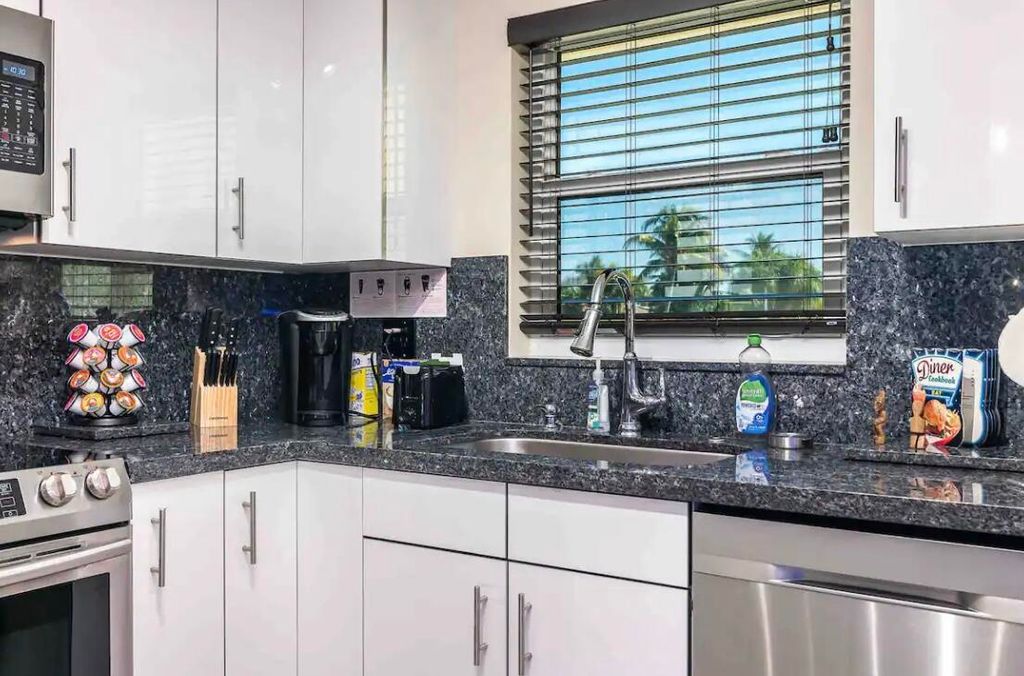 Photo of 2481 NE 2nd Avenue, Boca Raton, FL 33431 (MLS # R11022296)