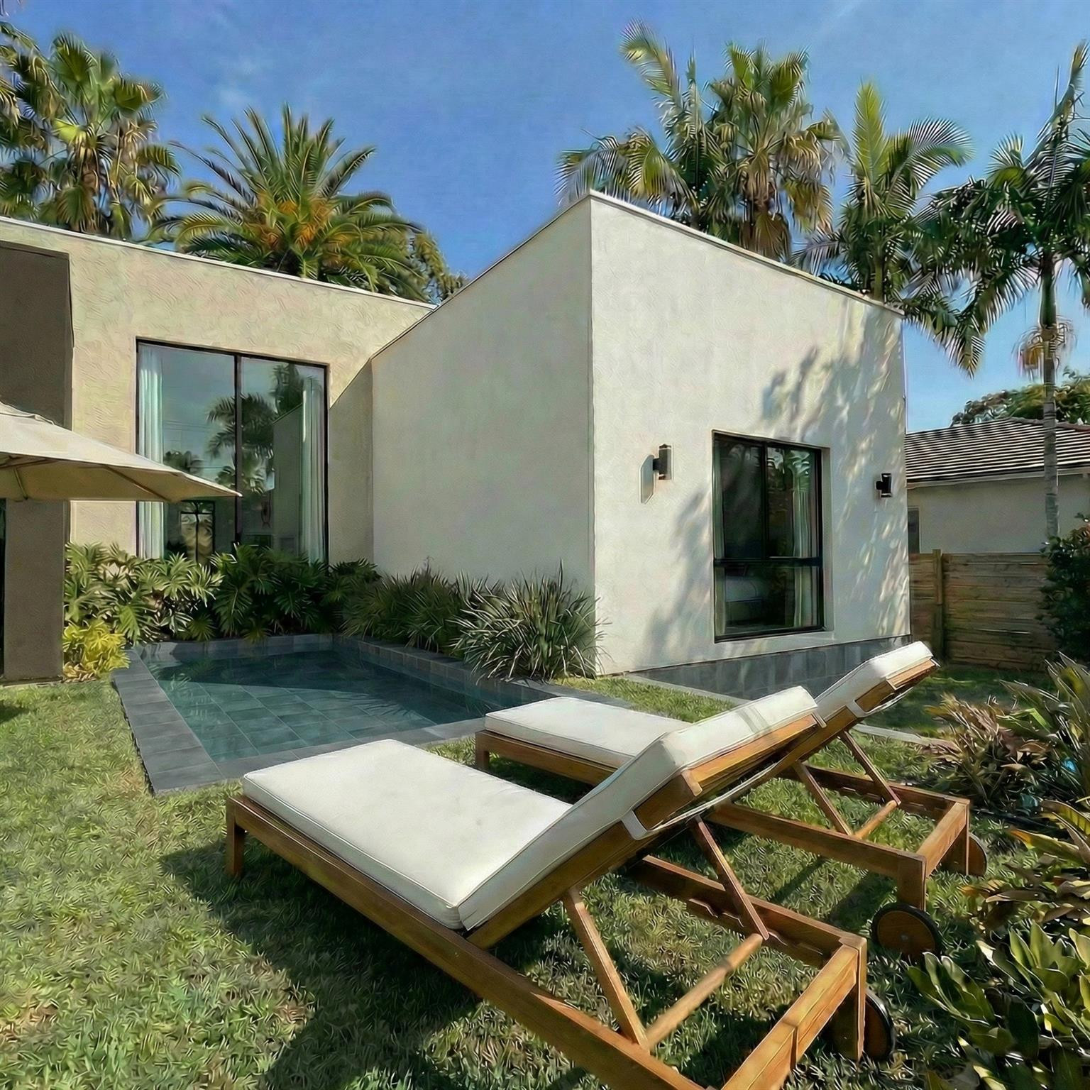 MIDDLE RIVER MANOR - Residential