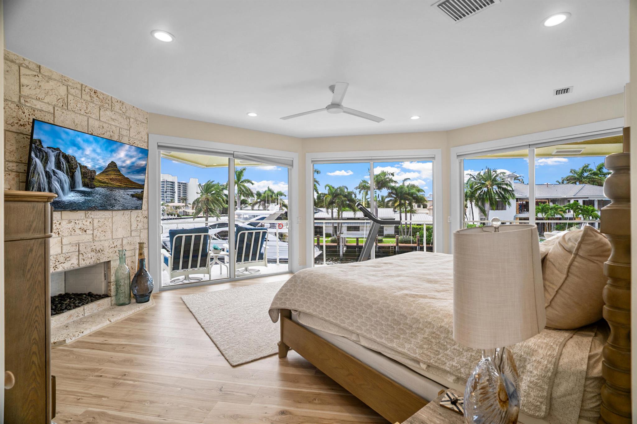 TROPIC ISLE 3RD SEC - Residential Lease