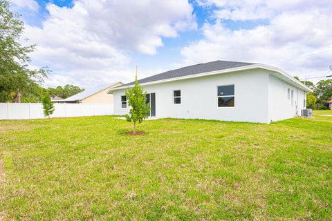 A home in Port St Lucie