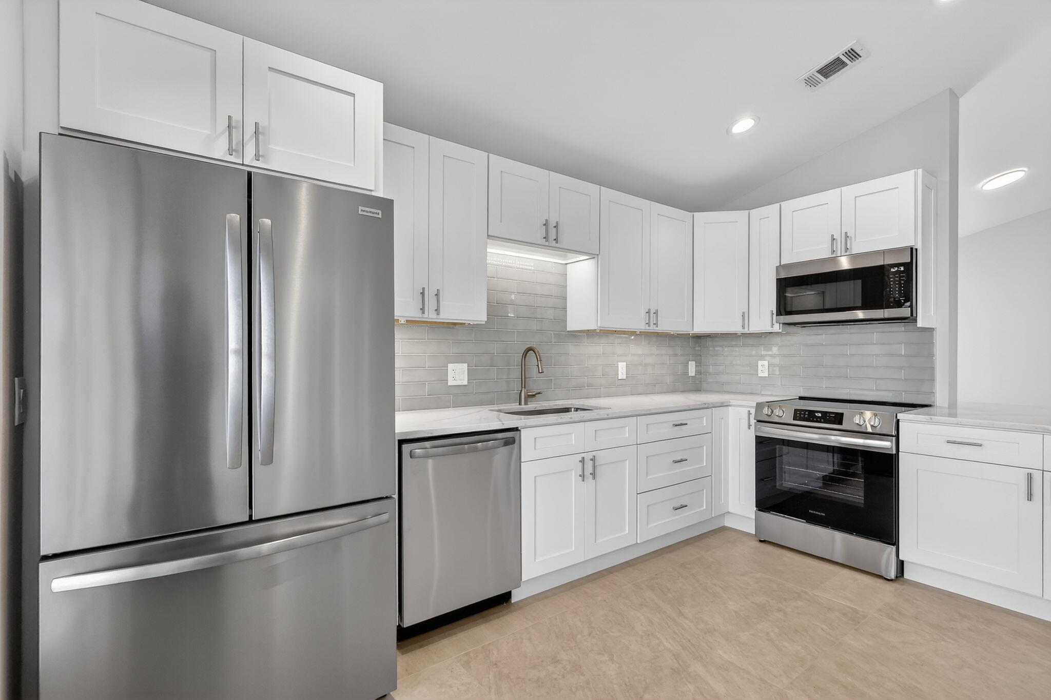 2142 SW Olympic Club Terrace