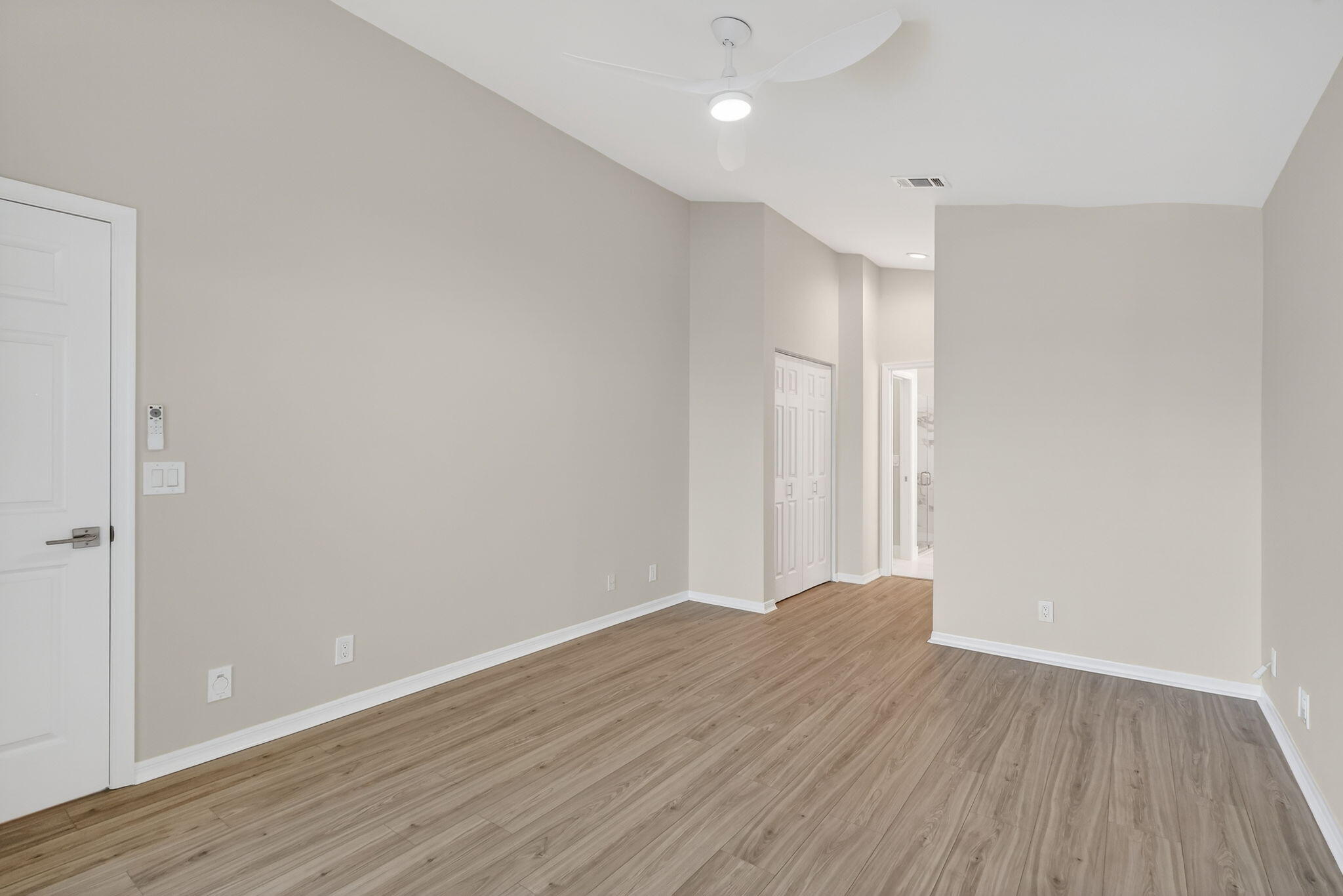 CHARTER CLUB AT MARTIN DOWNS - Residential