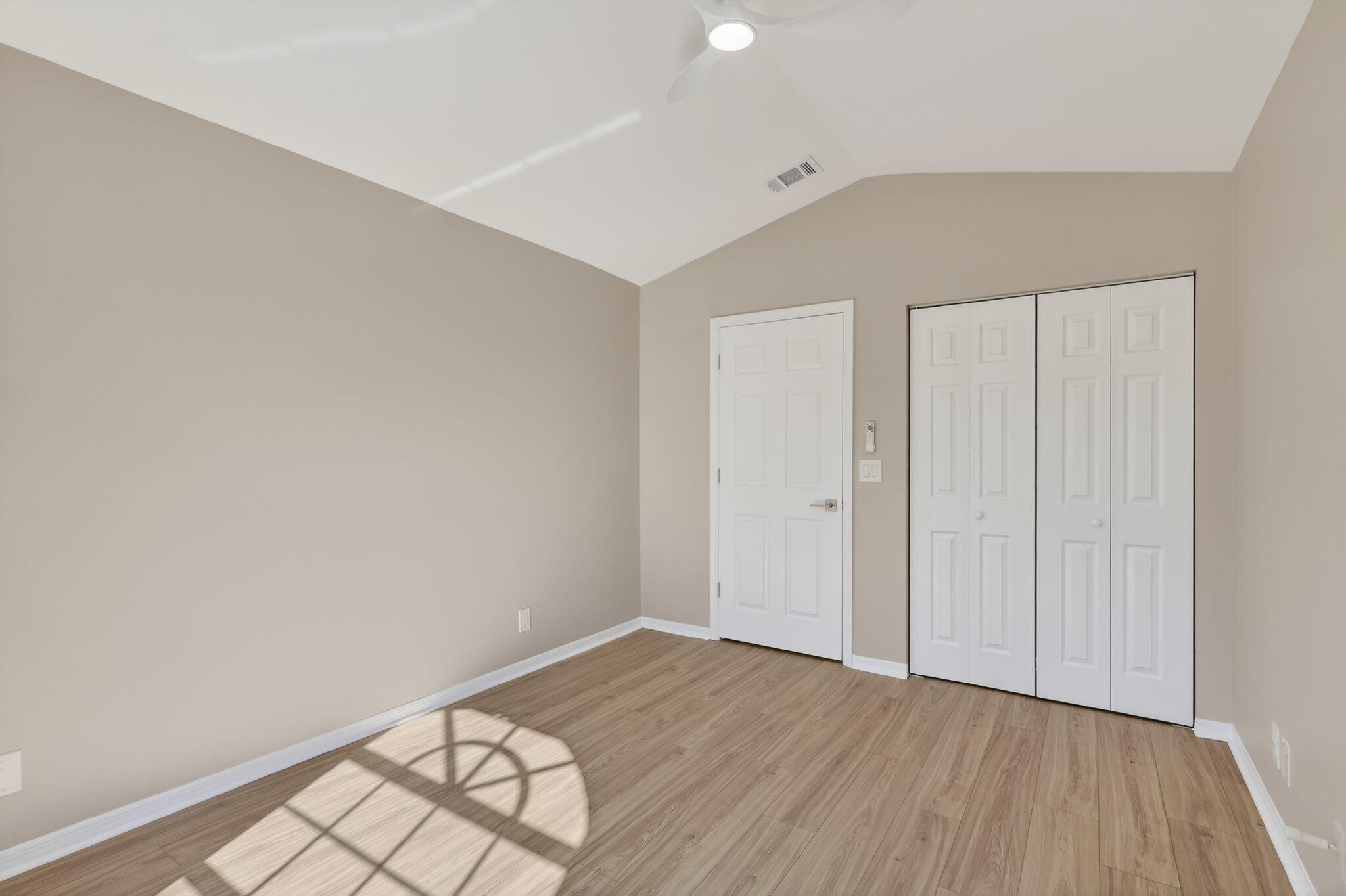 CHARTER CLUB AT MARTIN DOWNS - Residential