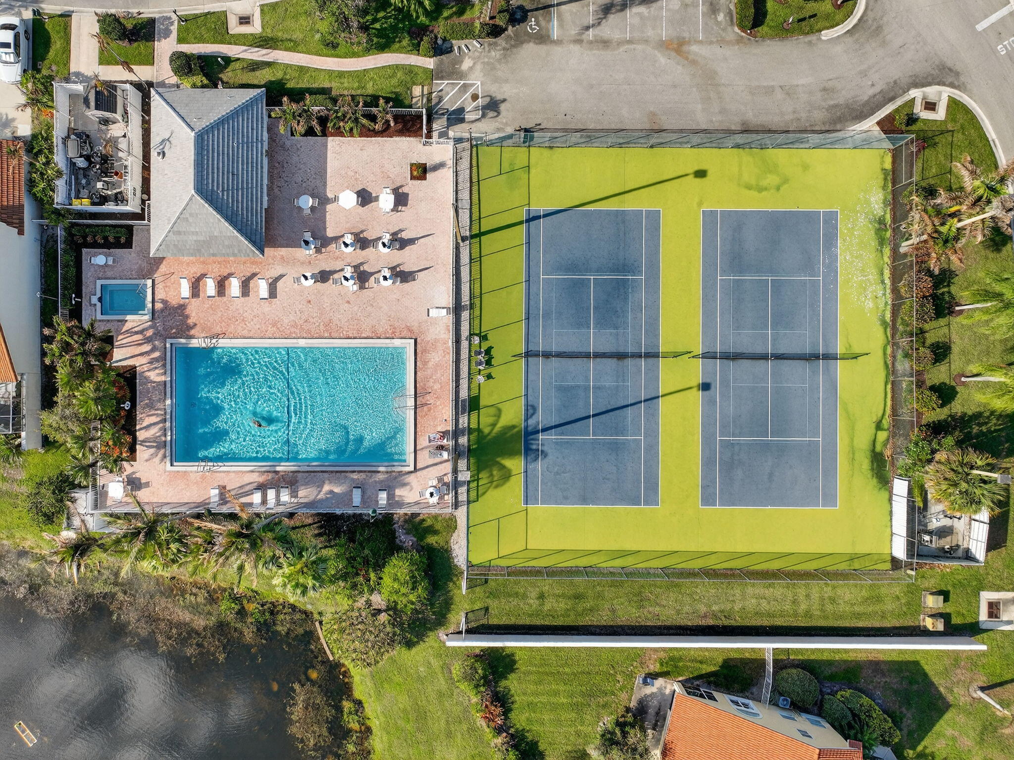 CHARTER CLUB AT MARTIN DOWNS - Residential