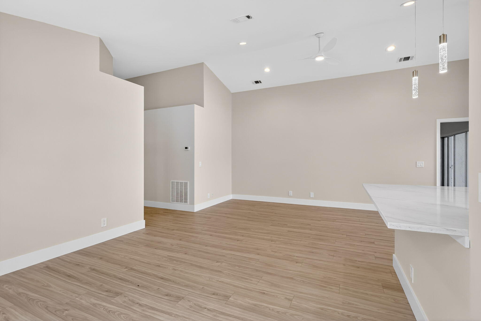 CHARTER CLUB AT MARTIN DOWNS - Residential