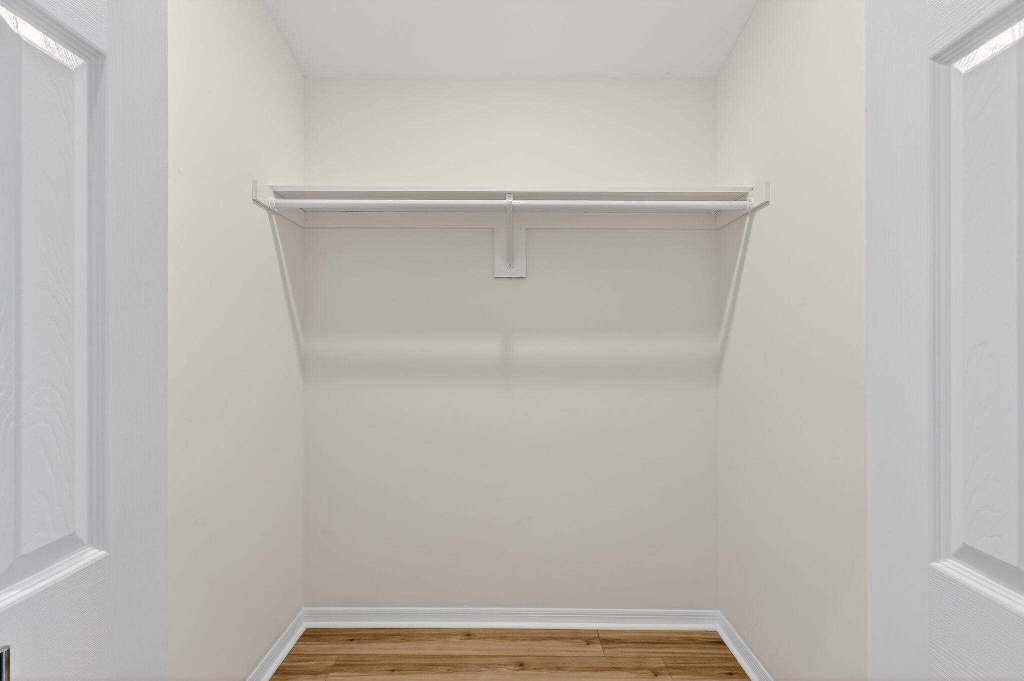 CHARTER CLUB AT MARTIN DOWNS - Residential