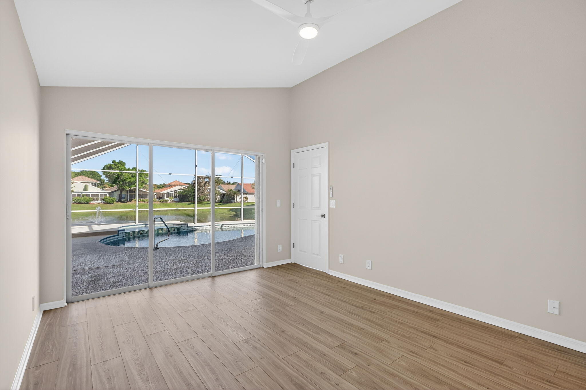 CHARTER CLUB AT MARTIN DOWNS - Residential