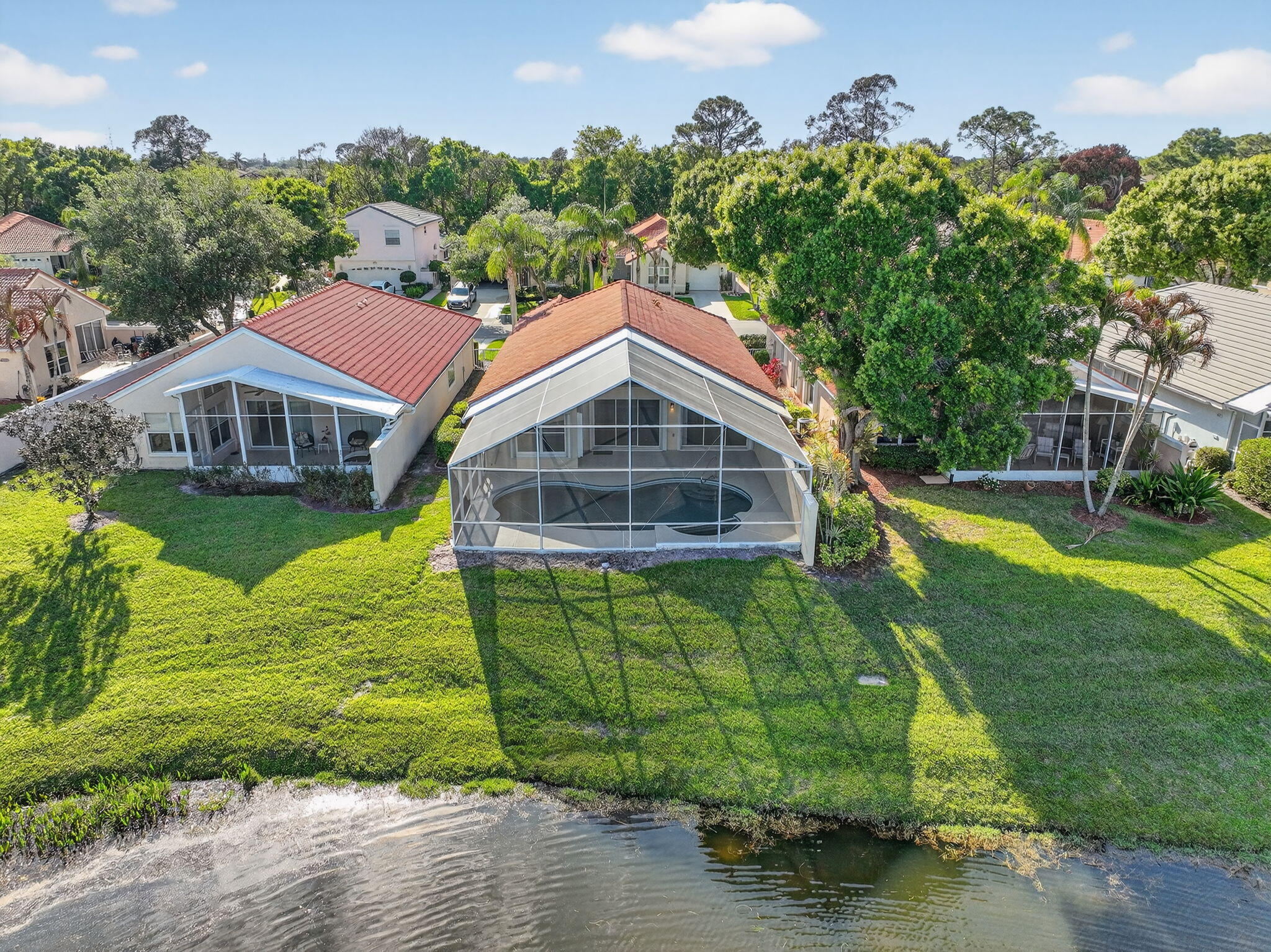 CHARTER CLUB AT MARTIN DOWNS - Residential