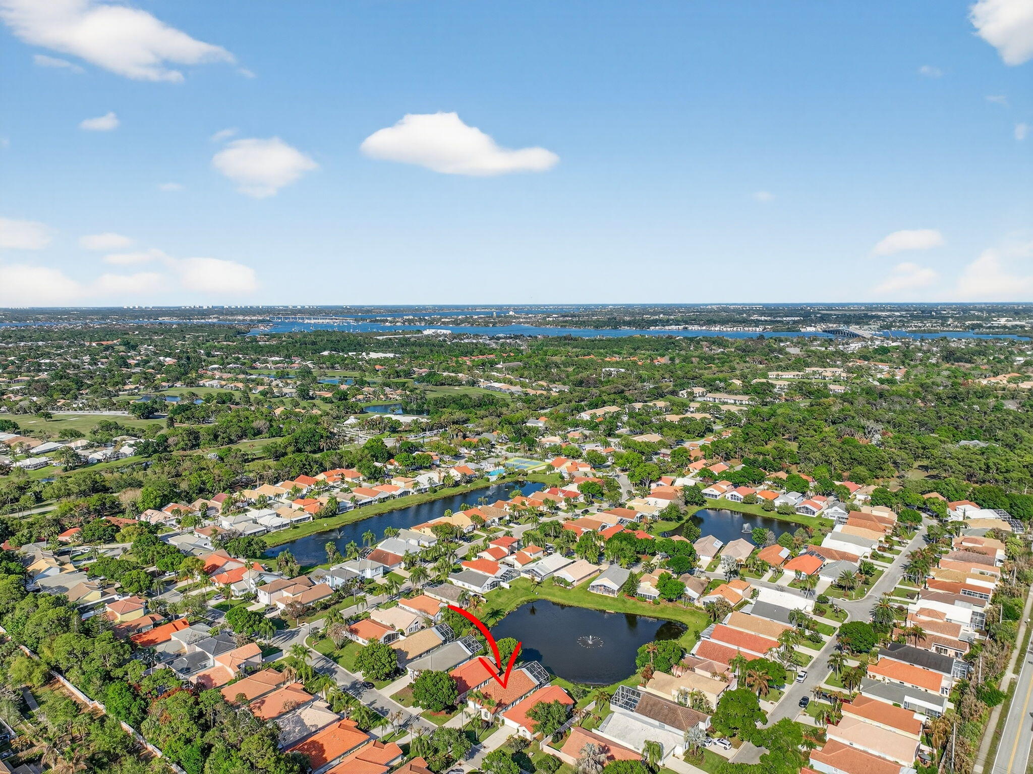 CHARTER CLUB AT MARTIN DOWNS - Residential