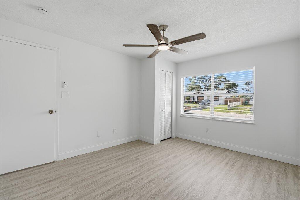 SHERATON PLAZA UNIT 2 REPLAT - Residential