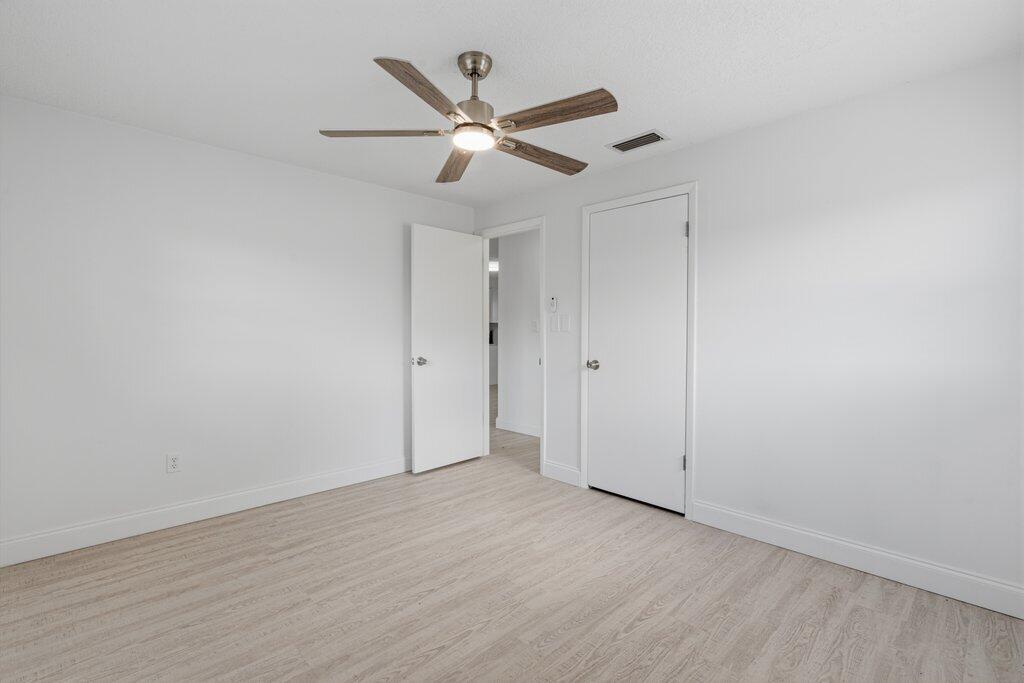 SHERATON PLAZA UNIT 2 REPLAT - Residential