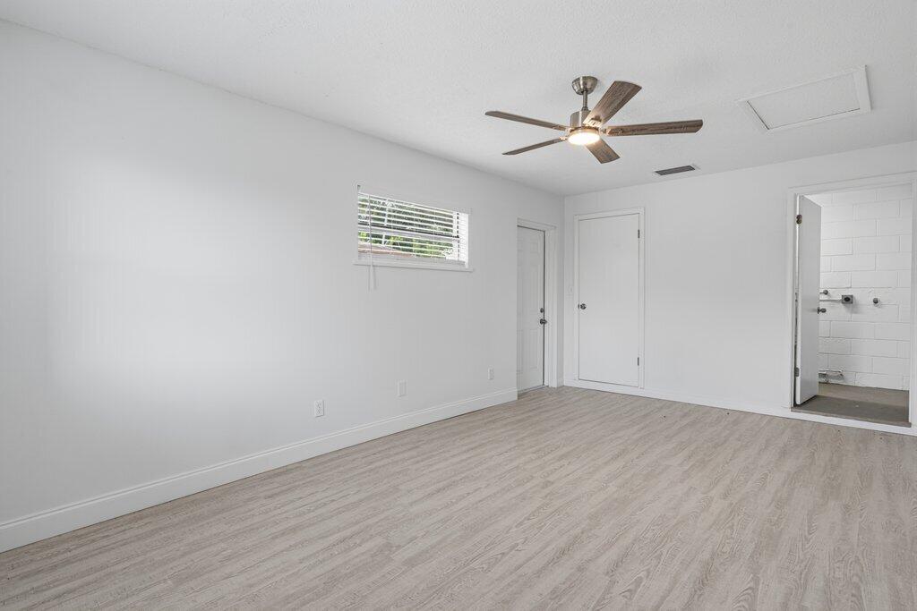 SHERATON PLAZA UNIT 2 REPLAT - Residential