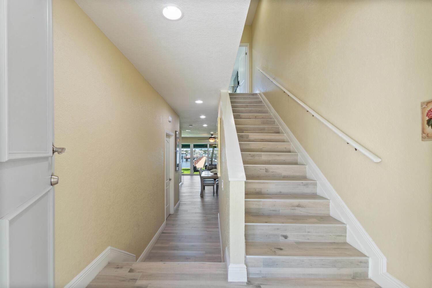 Coconut Cove of Lantana - Residential Lease