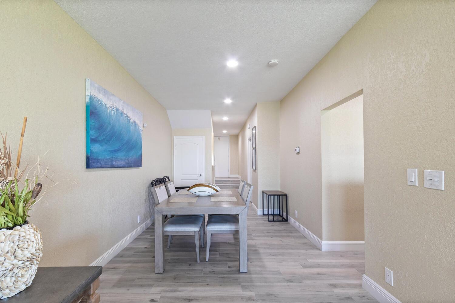 Coconut Cove of Lantana - Residential Lease