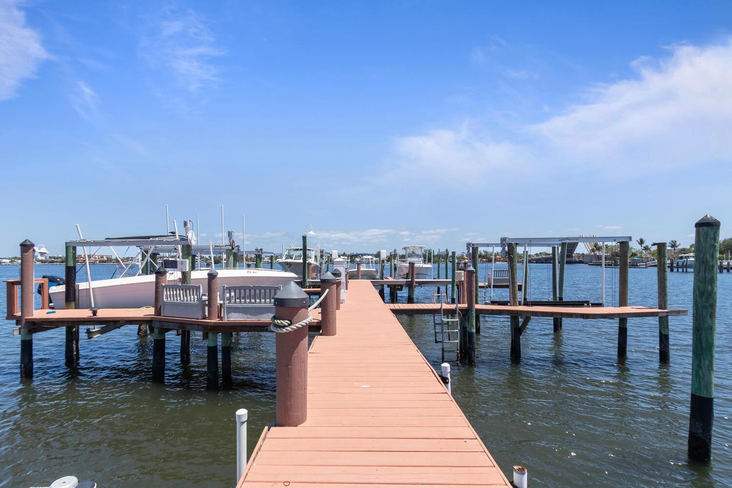 Coconut Cove of Lantana - Residential Lease