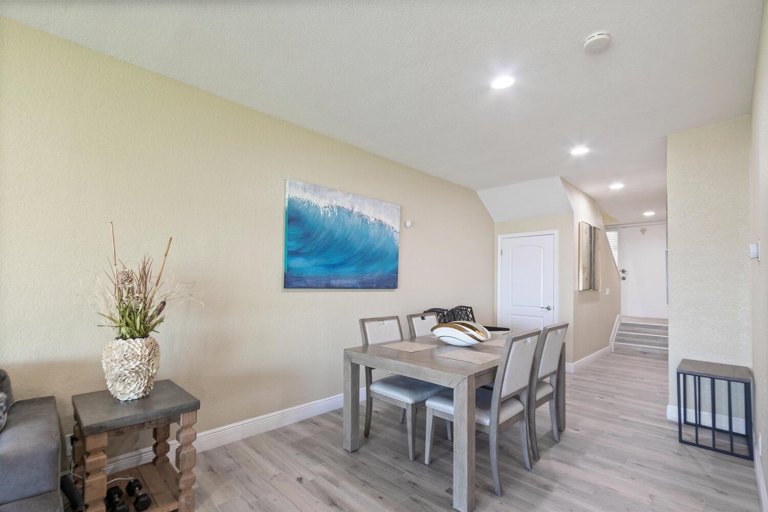 Coconut Cove of Lantana - Residential Lease