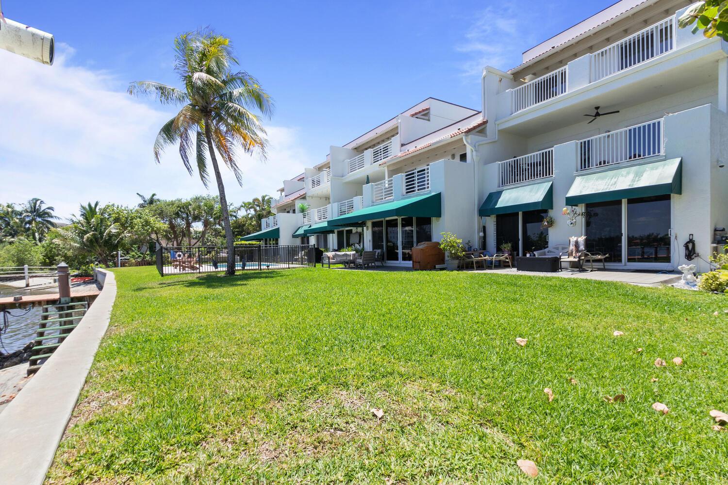 Coconut Cove of Lantana - Residential Lease