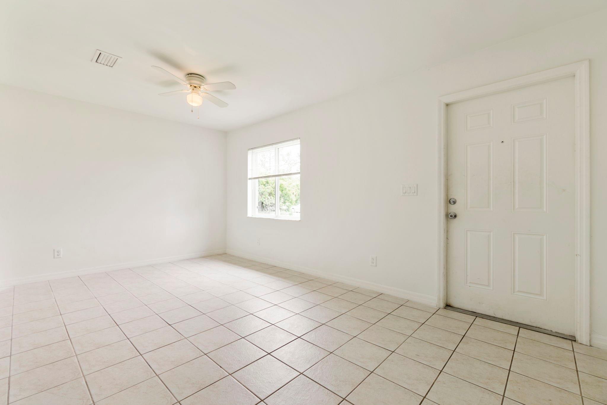 2126 Leda Ave