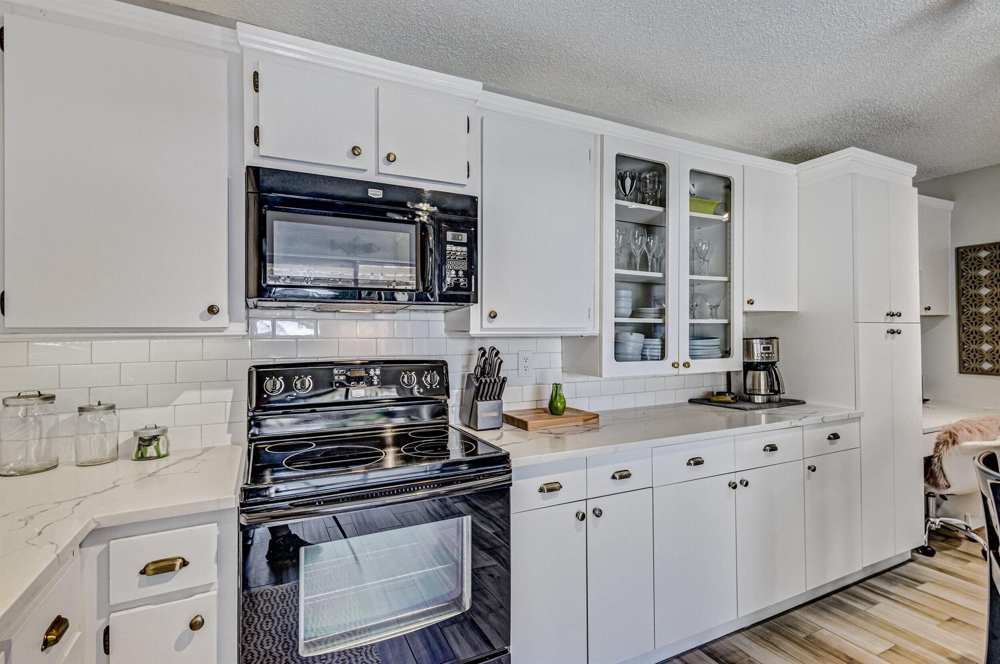 GLENWOOD TWNHS - Residential Lease