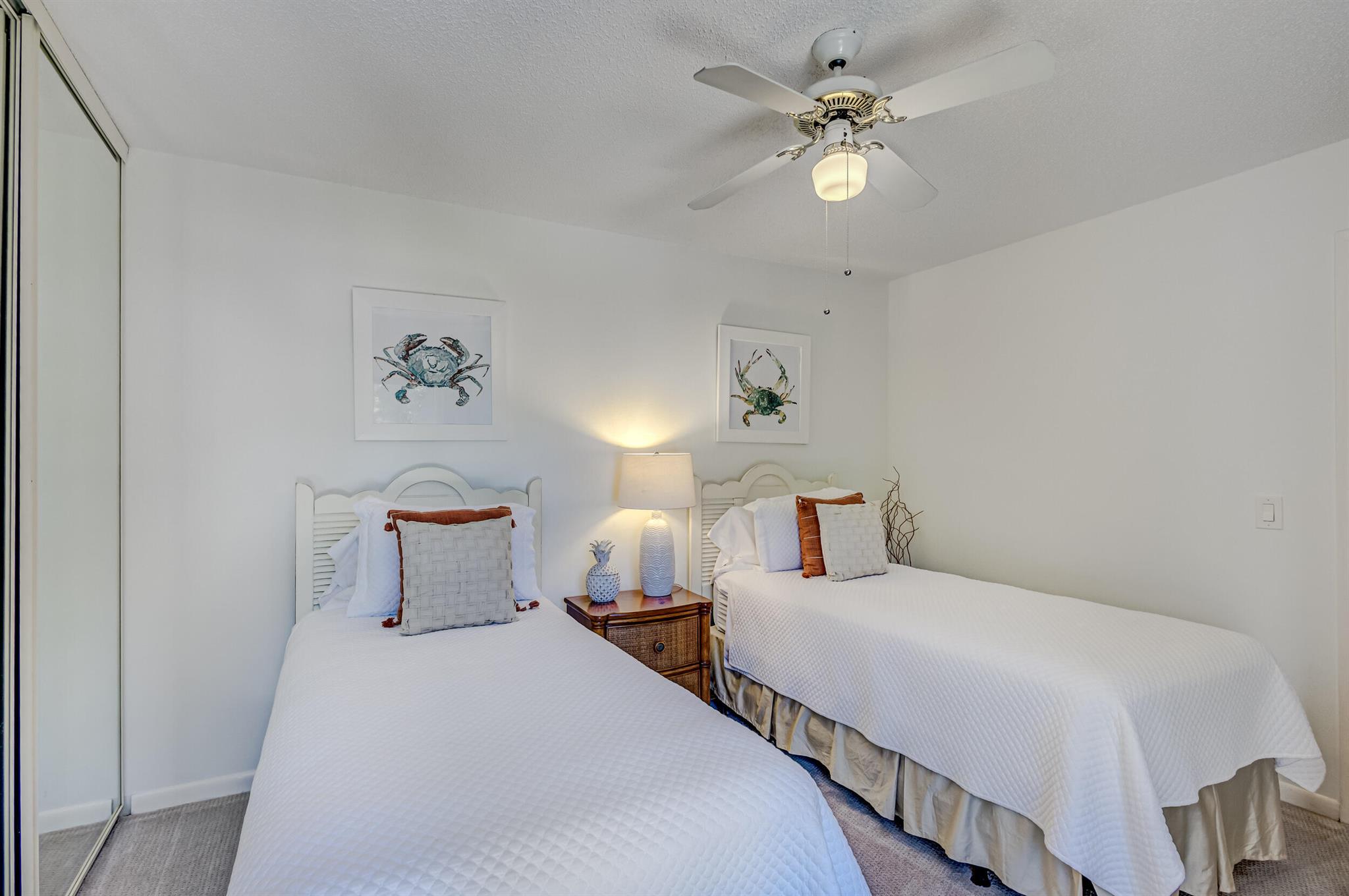 GLENWOOD TWNHS - Residential Lease