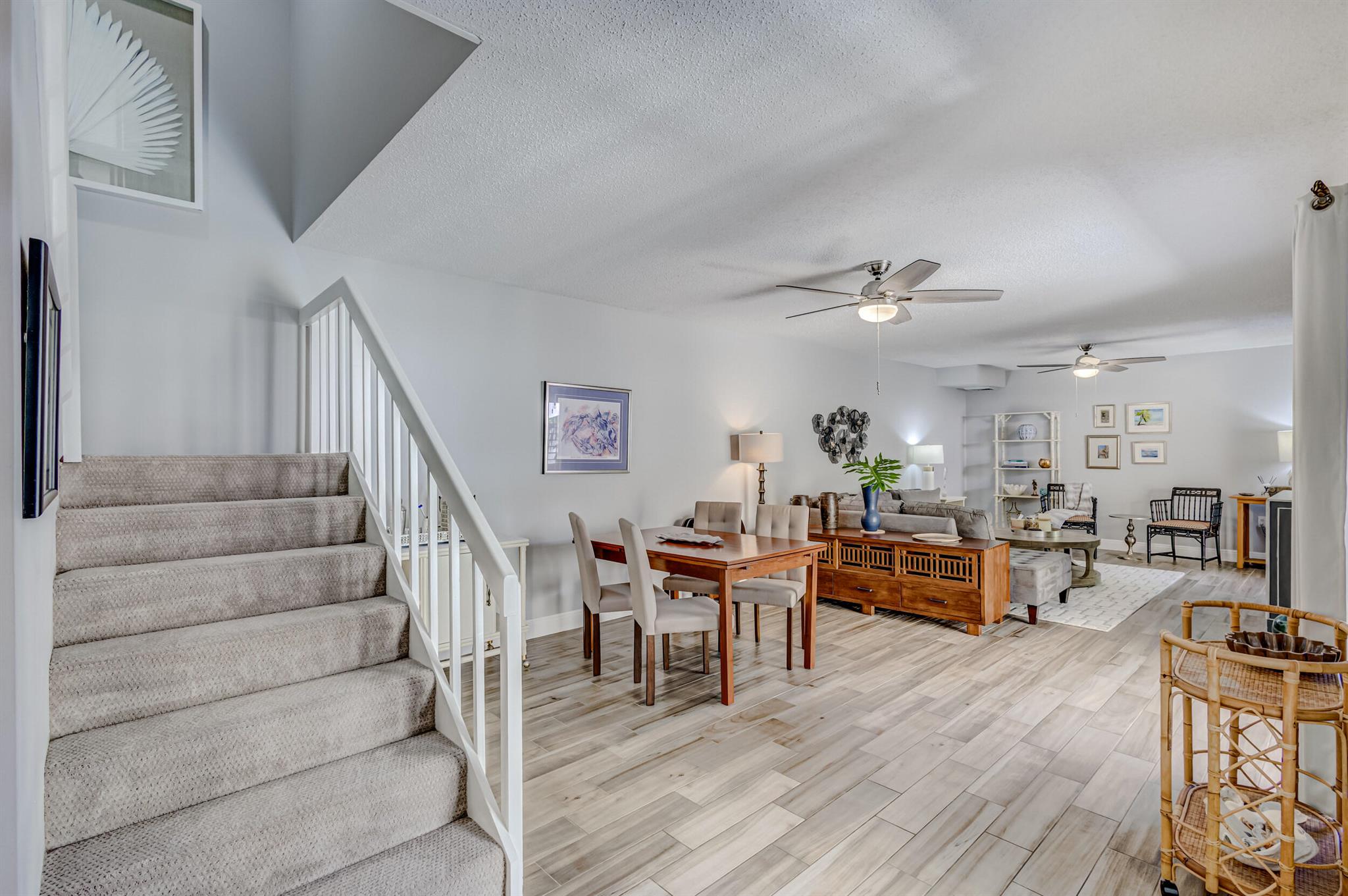 GLENWOOD TWNHS - Residential Lease