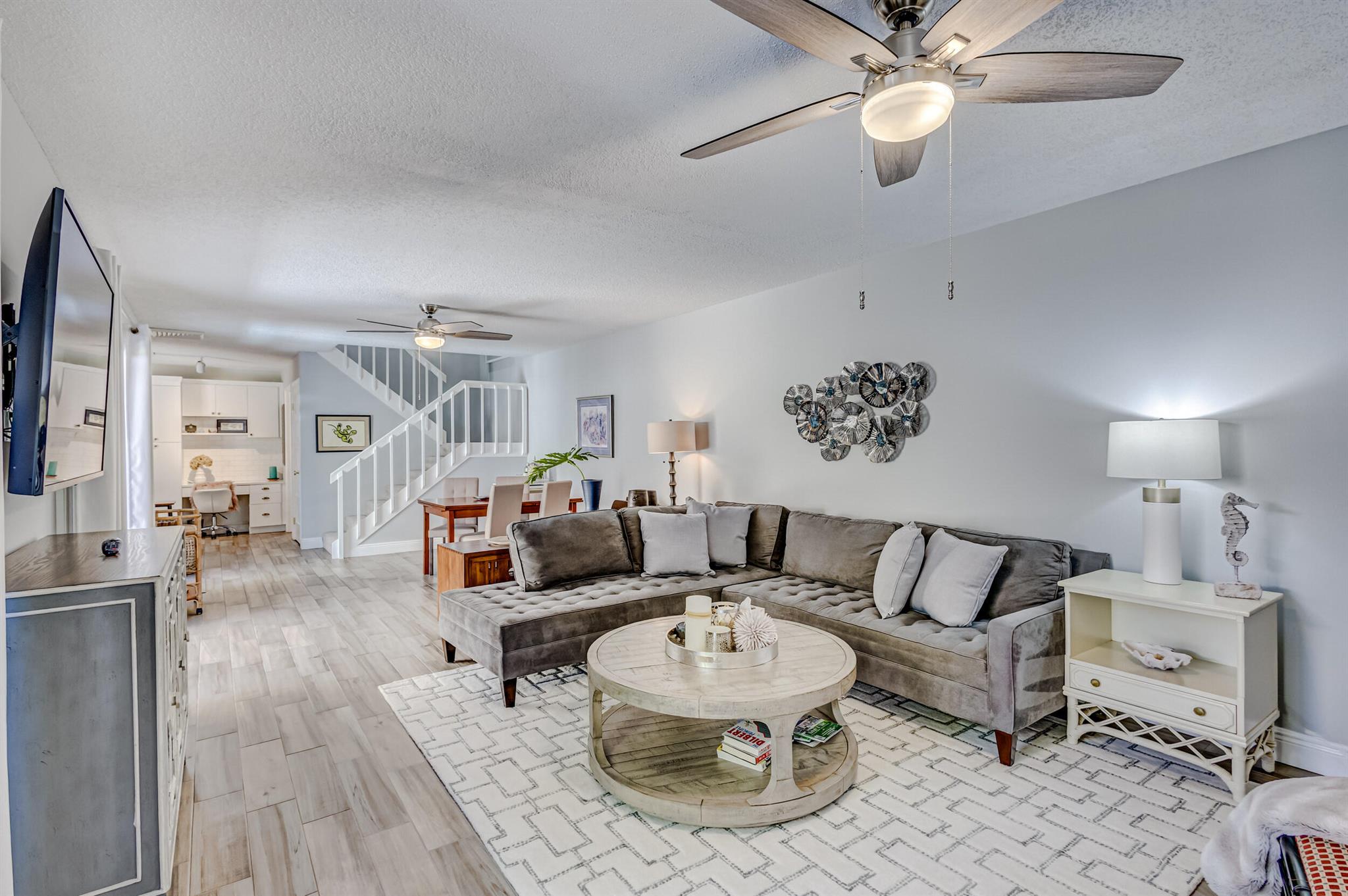 GLENWOOD TWNHS - Residential Lease