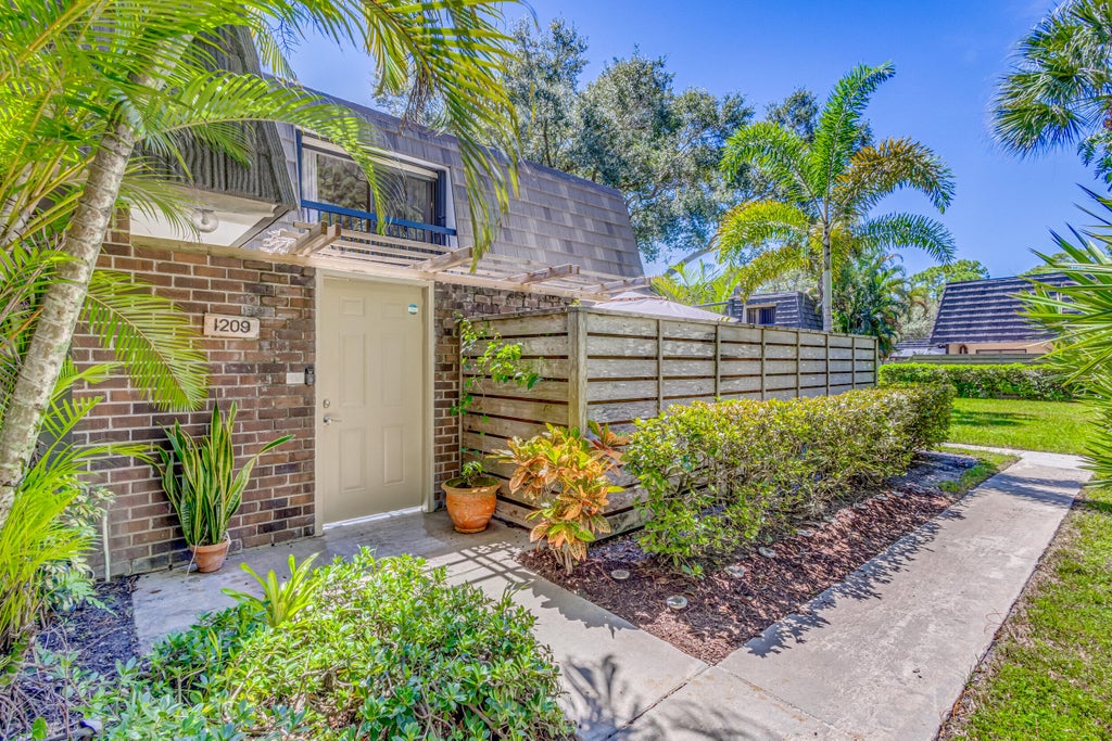 Photo of 1209 12th Terrace #1209, Palm Beach Gardens, FL 33418 (MLS # R11146490)