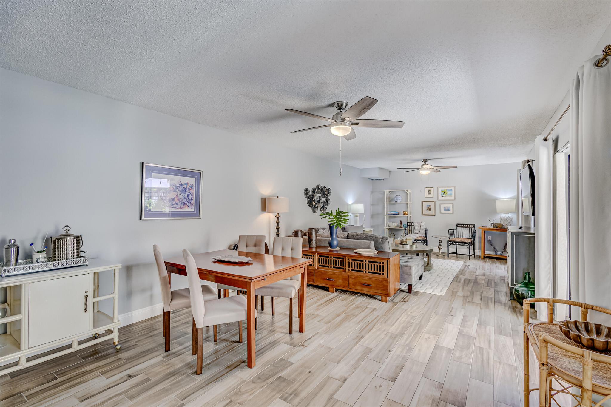 GLENWOOD TWNHS - Residential Lease