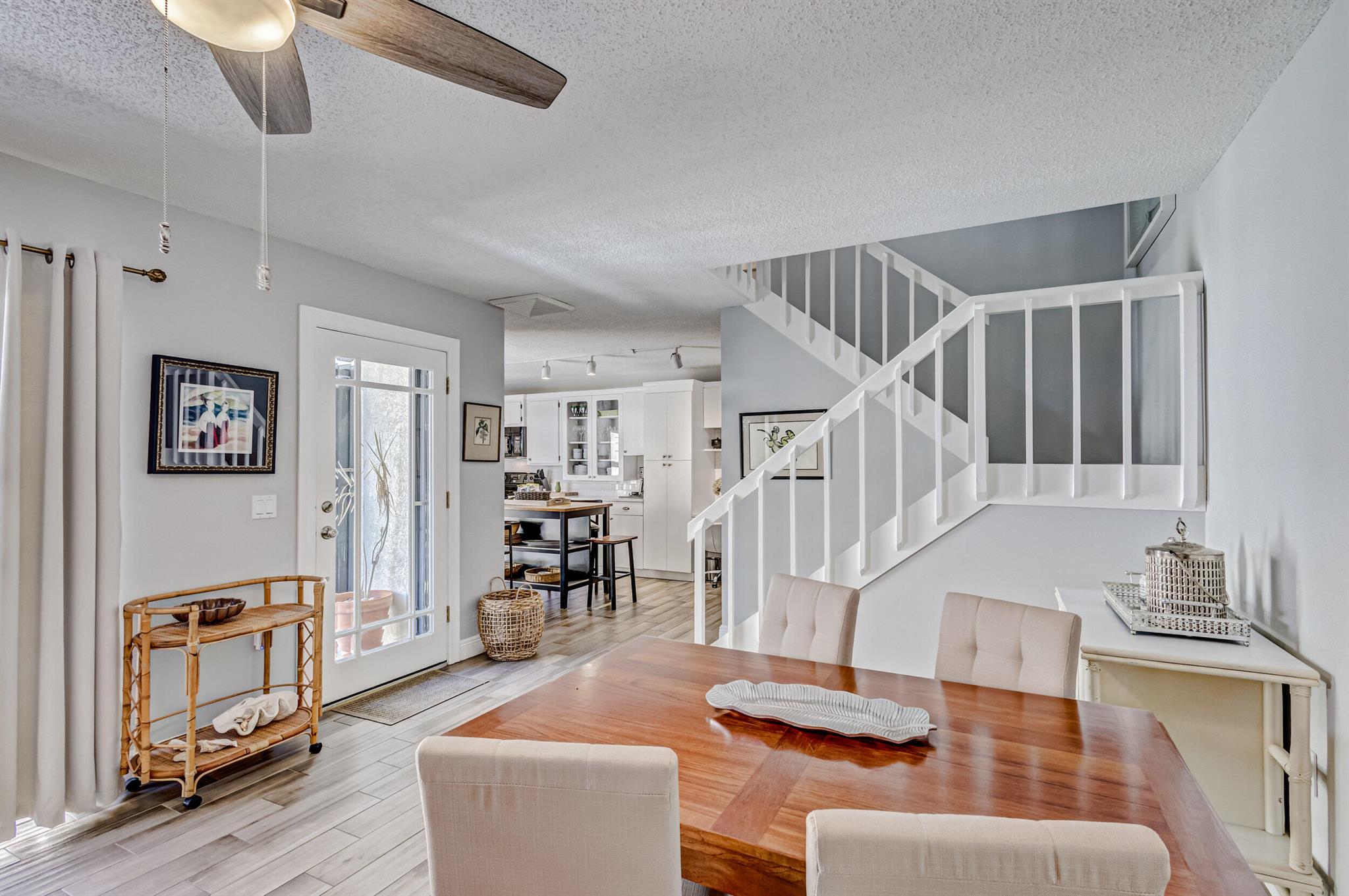 GLENWOOD TWNHS - Residential Lease