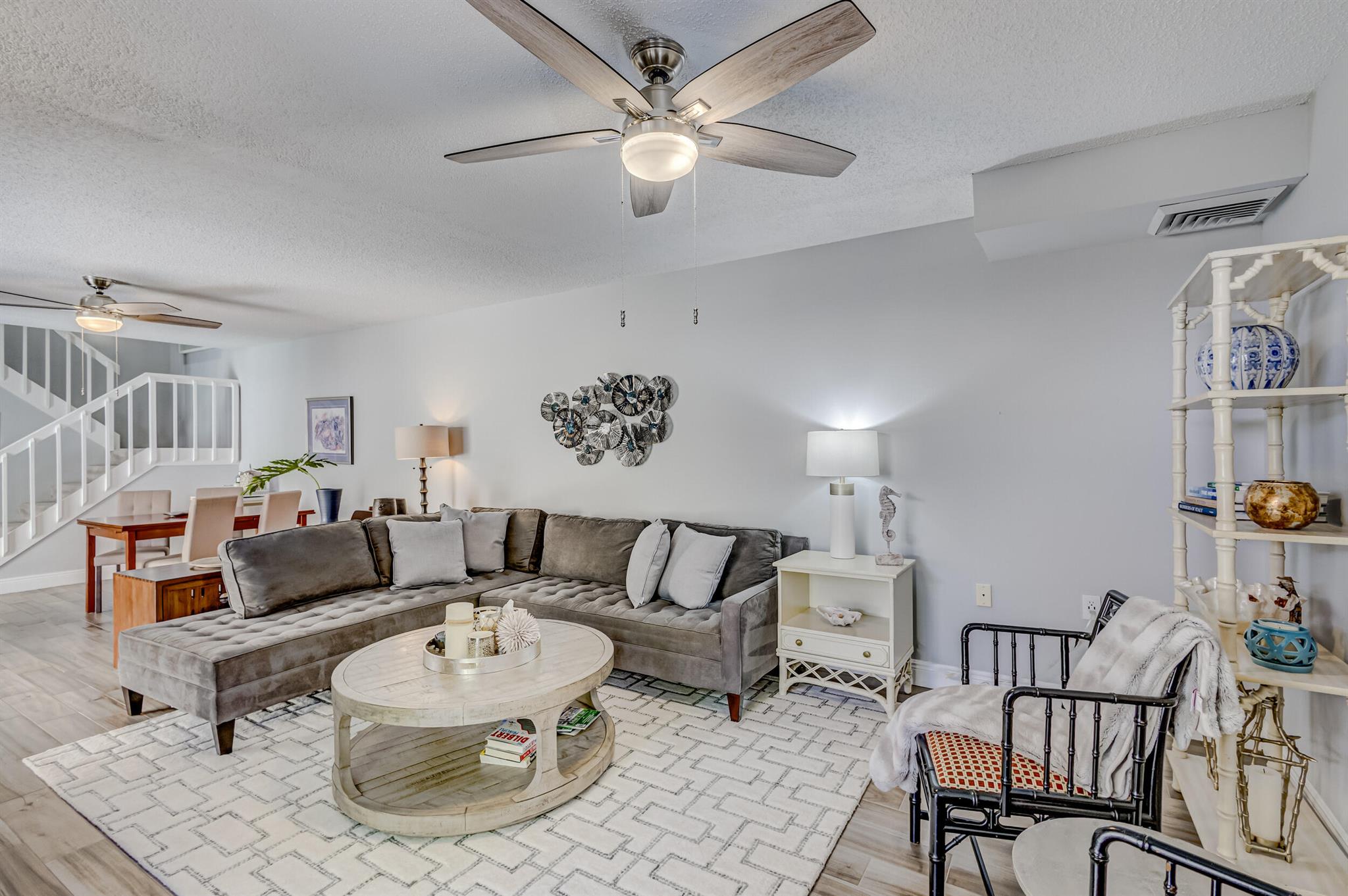 GLENWOOD TWNHS - Residential Lease