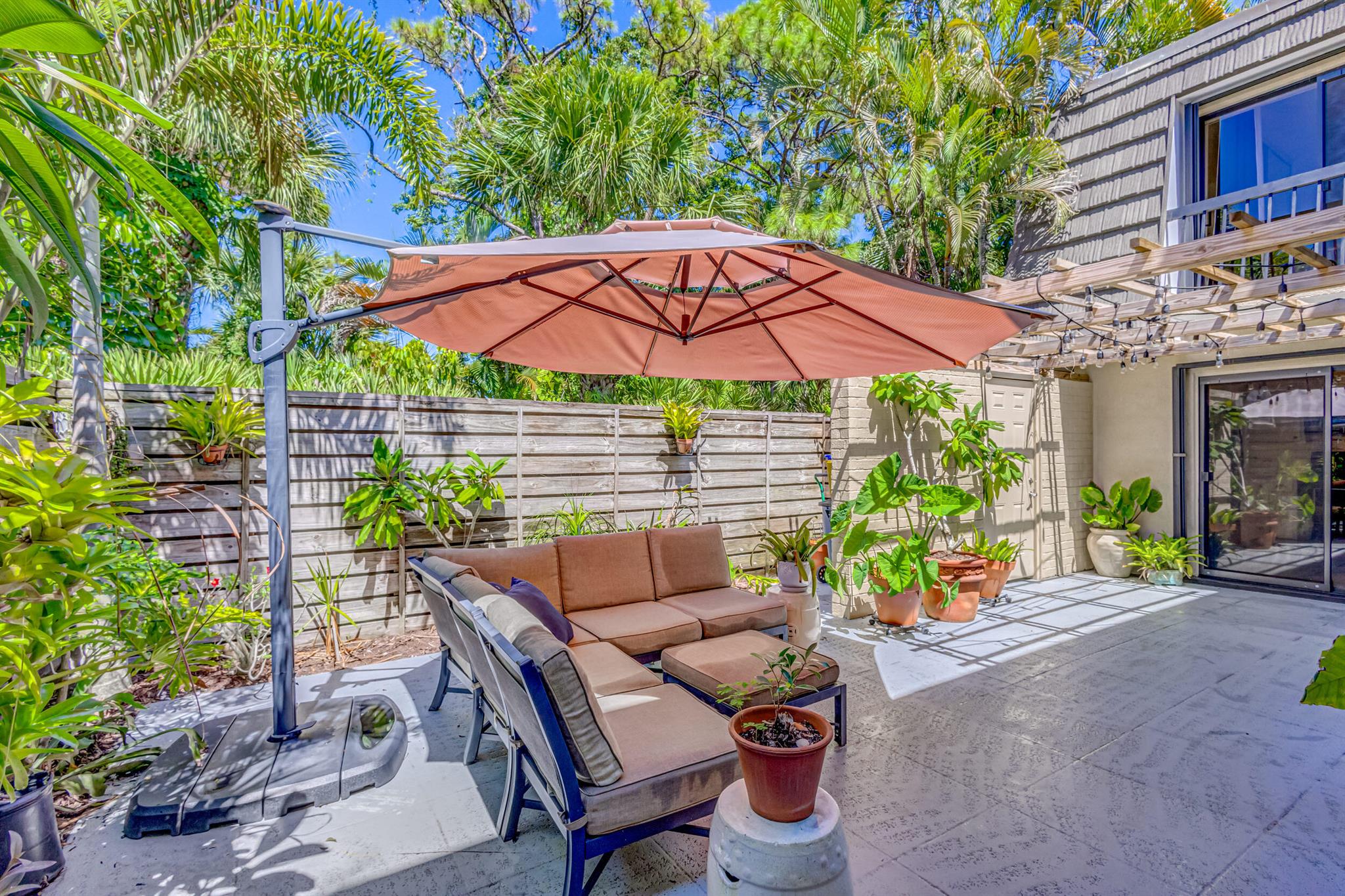 GLENWOOD TWNHS - Residential Lease