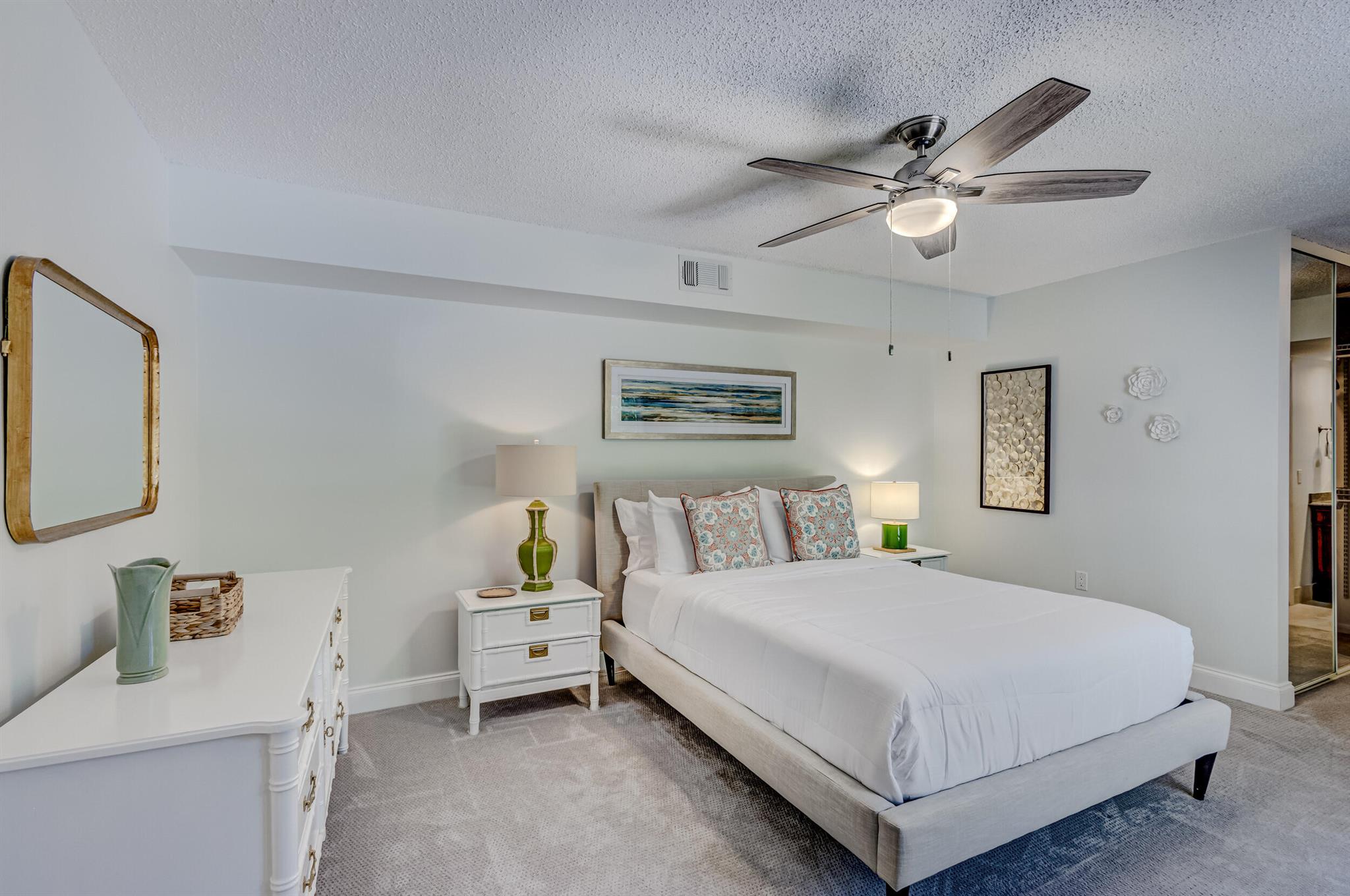 GLENWOOD TWNHS - Residential Lease