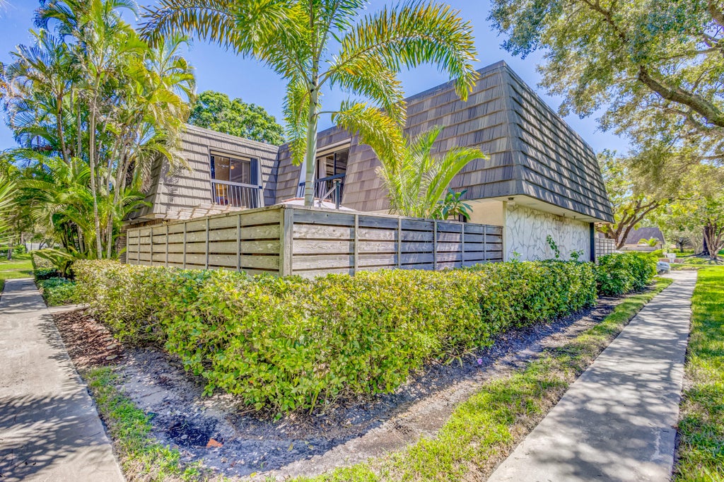 Photo of 1209 12th Terrace #1209, Palm Beach Gardens, FL 33418 (MLS # R11146490)