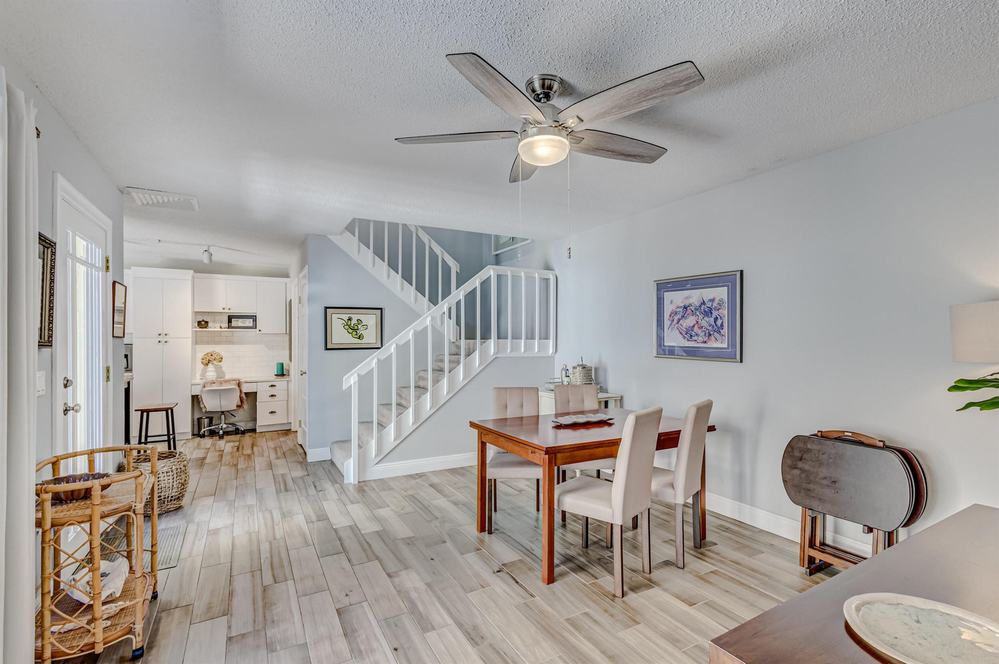 GLENWOOD TWNHS - Residential Lease